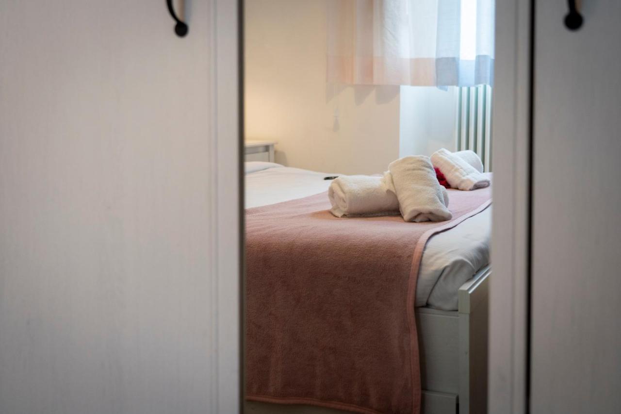 32 Nero - Florence Apartment San Niccolo Eksteriør billede